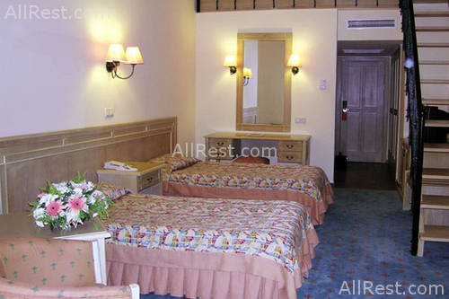 Kiris Alinda Beach Hotel 11